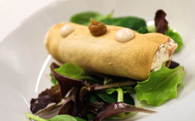 découvrez une expérience culinaire unique alliant saveurs authentiques et créativité gastronomique pour éveiller tous vos sens.